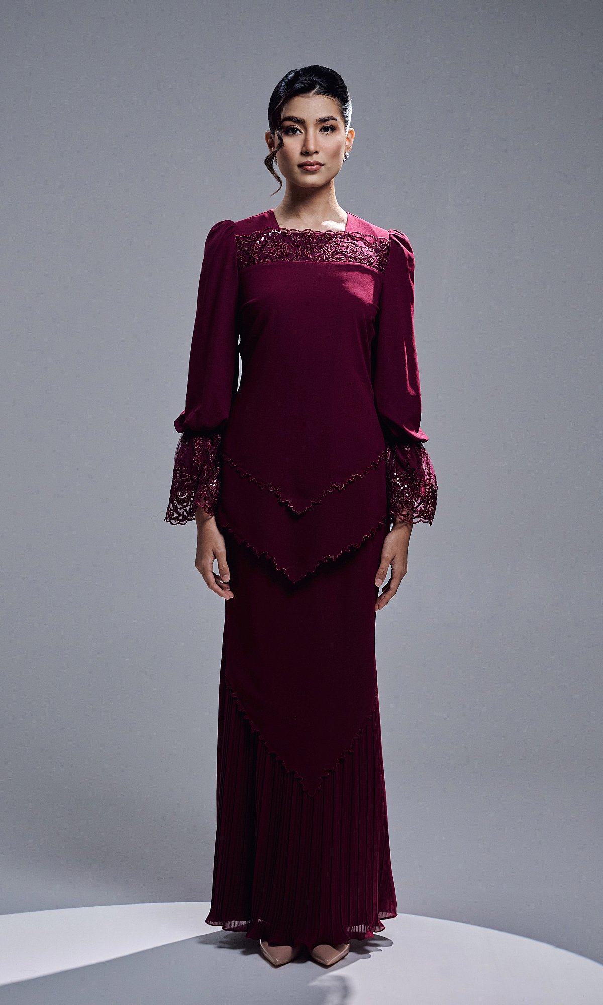 RAISHA KURUNG - BURGUNDY RAISHA KURUNG - BURGUNDY