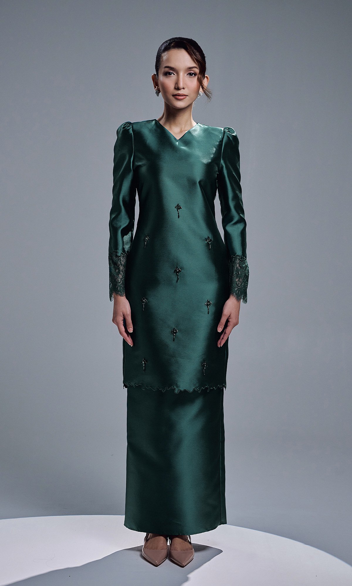 NAZIRA KURUNG - EMERALD