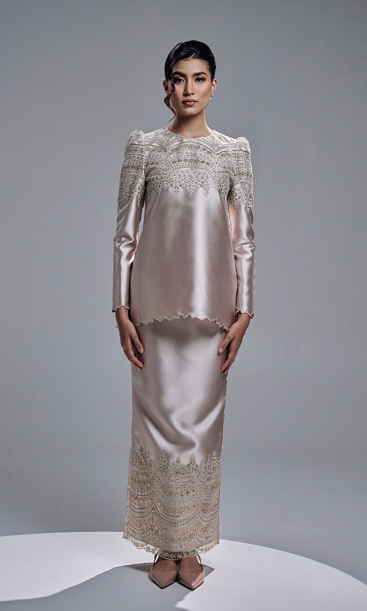 GLORIA KURUNG - CHAMPAGNE GLORIA KURUNG - CHAMPAGNE