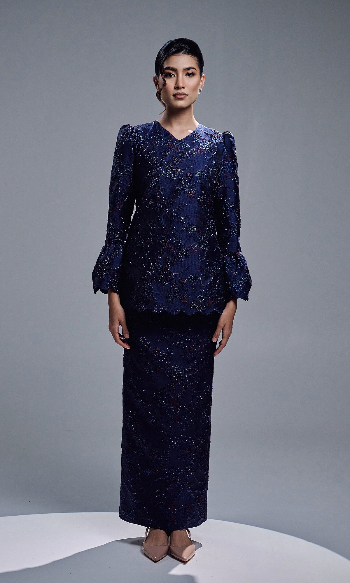 MISHA KURUNG - NAVY